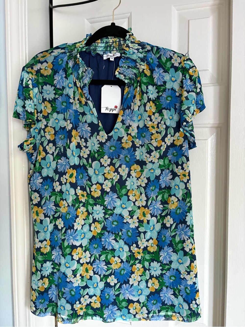 Poppi Navy Floral Ruffle-Neck Short Sleeve Blouse
